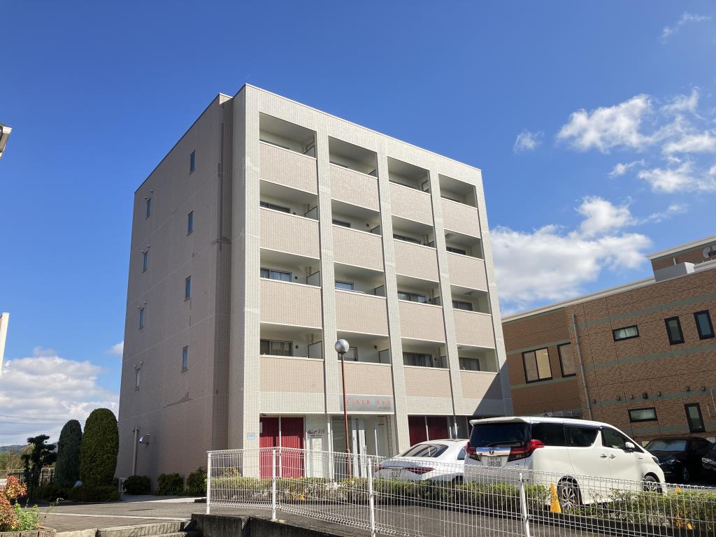 地下鉄西神・山手線 伊川谷駅 徒歩3分 築23年
