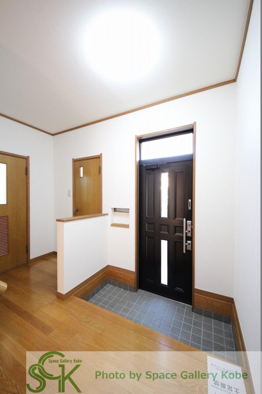 玄関　※お部屋により仕様が異なる場合がございます※