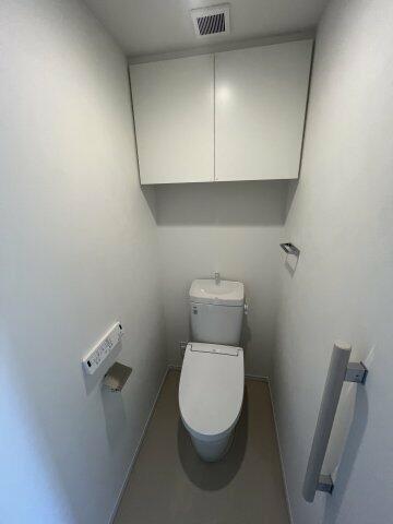ＪＲ総武線 小岩駅 徒歩12分 13階建 築2年のトイレ写真