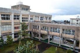 高校・高専　富山県立伏木高校（高校・高専）まで739m