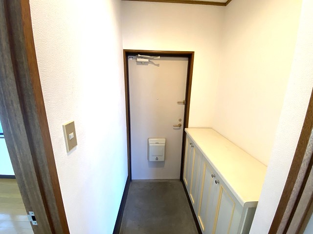 玄関　シューズボックス