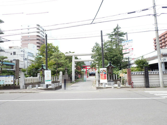 その他　善知鳥（うとう）神社（その他）まで2100m
