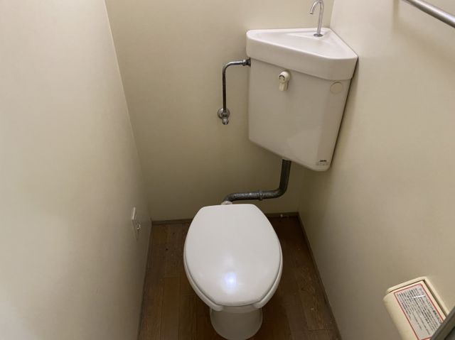 【名古屋市南区芝町のマンションのトイレ】