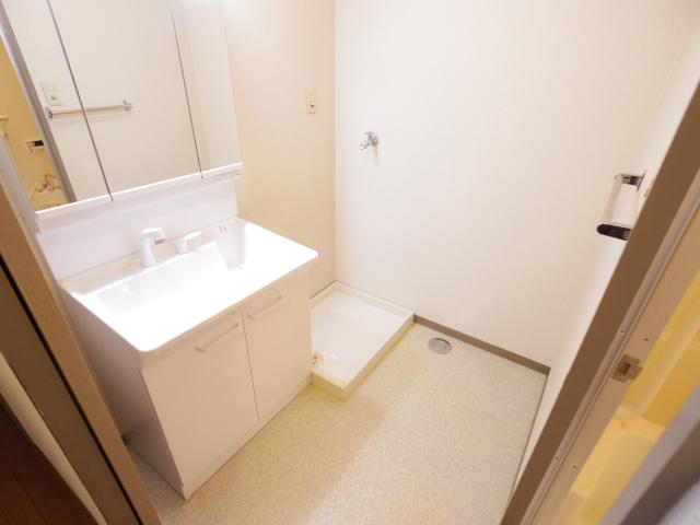 洗面設備　洗面所です