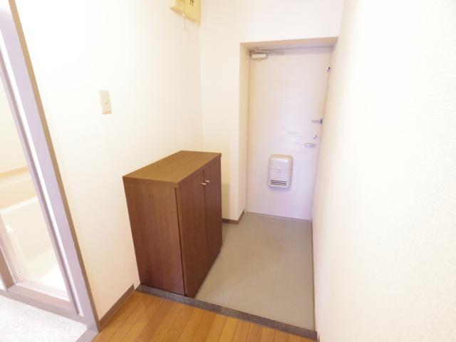 玄関　シューズボックス付きの玄関です