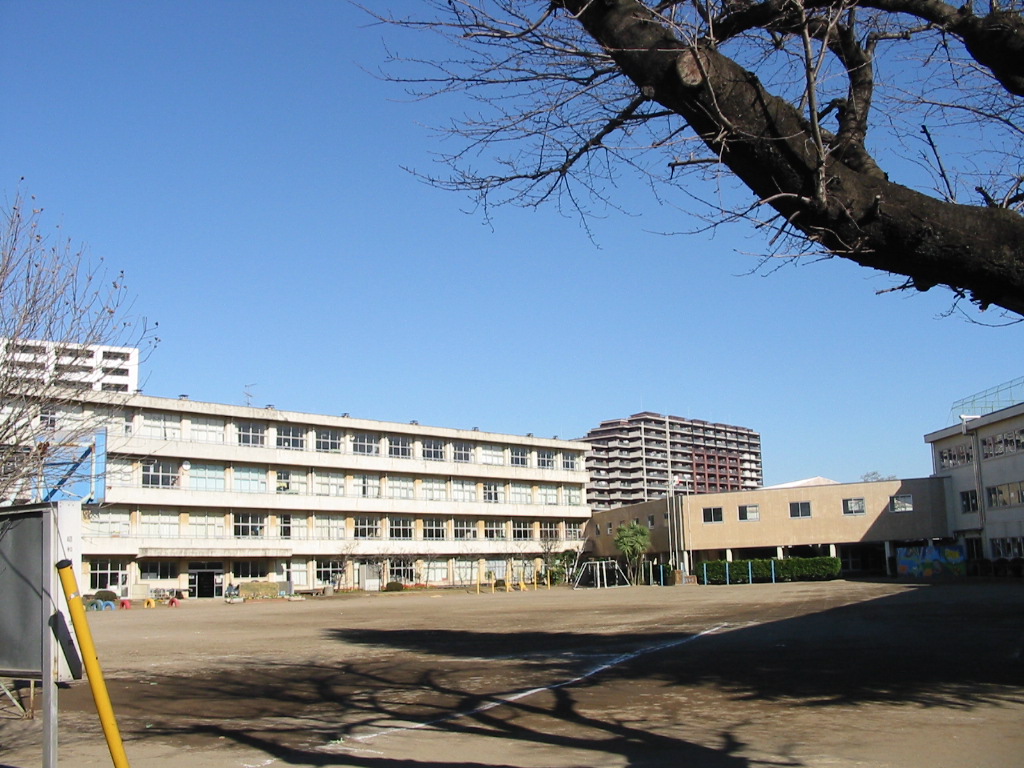 【青木マンションの小学校】