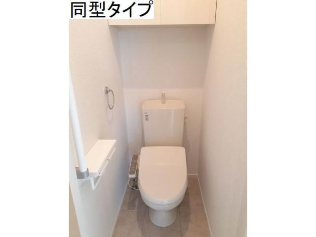 【藤枝市音羽町のアパートのトイレ】