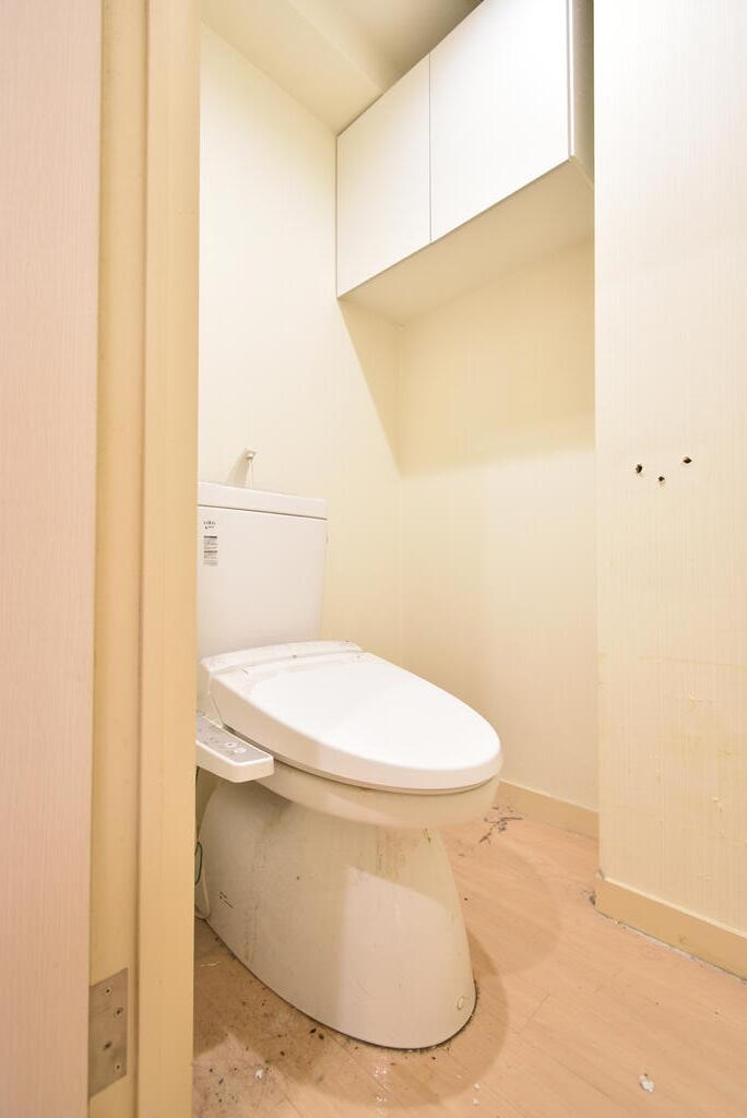 ＪＲ南武線 久地駅 徒歩7分 3階建 築38年のトイレ写真