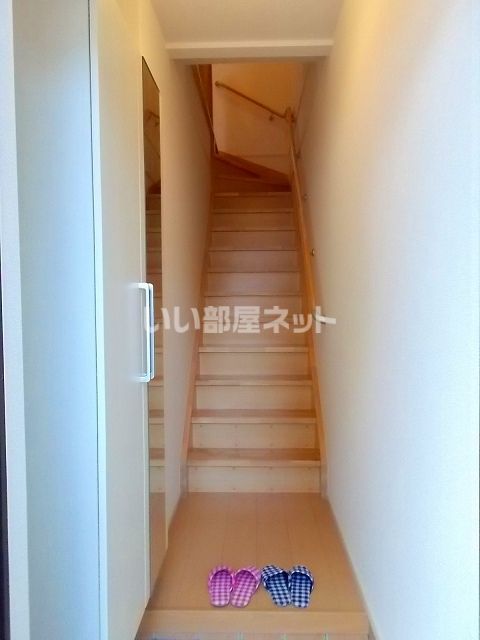 【宇城市小川町北新田のアパートの玄関】