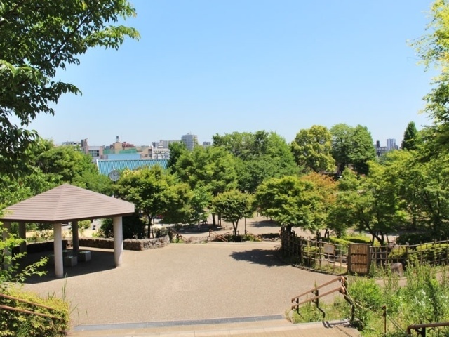 【ザ・レジデンス駒込染井の公園】