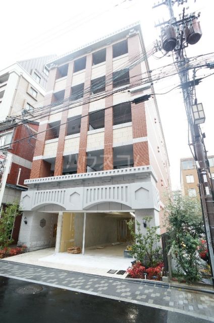 京都市中京区菱屋町のマンションの建物外観