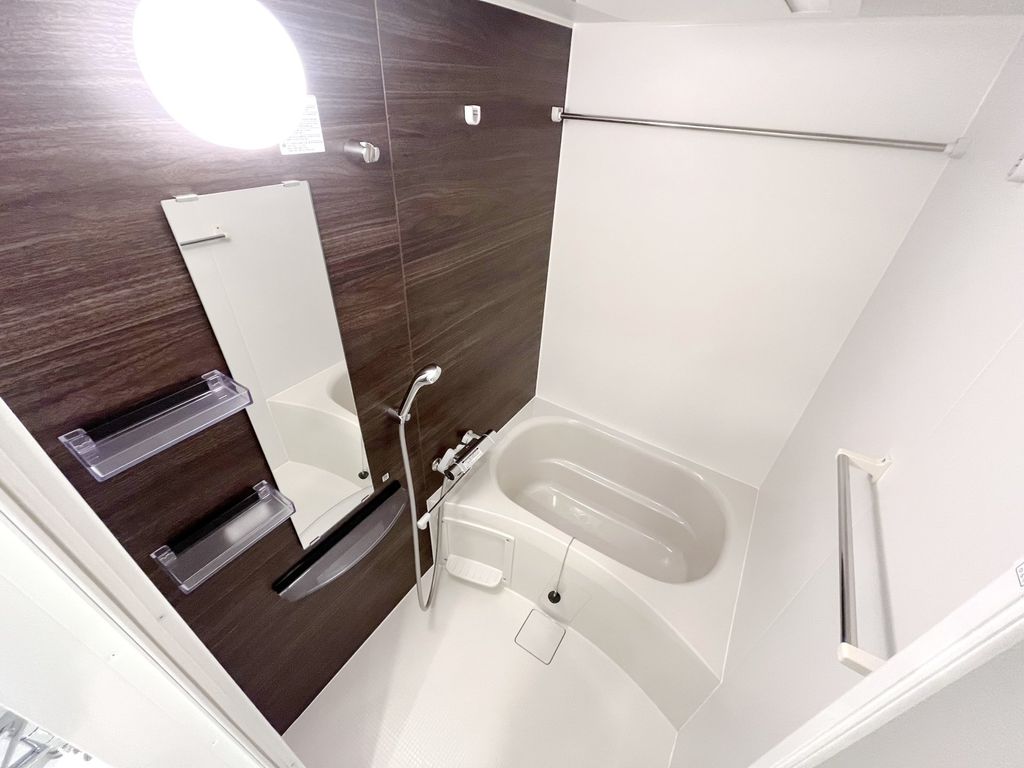 バス・シャワールーム　バス