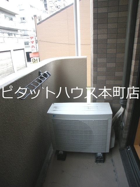 【大阪市中央区瓦屋町のマンションのバルコニー】