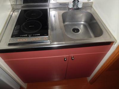 キッチン　2口電気コンロ付ミニキッチン。