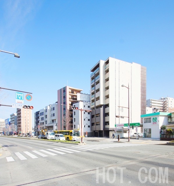 【福岡市中央区今川のマンションの建物外観】