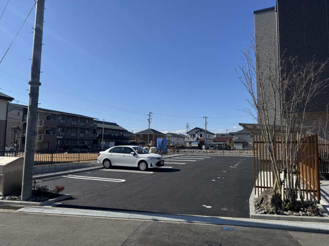 【Ｈｉｇｈｎｅｓｓ本郷町の駐車場】