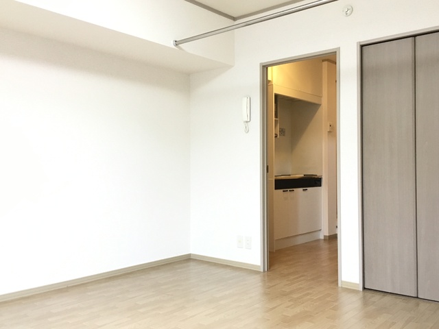 その他部屋・スペース　洋室８帖