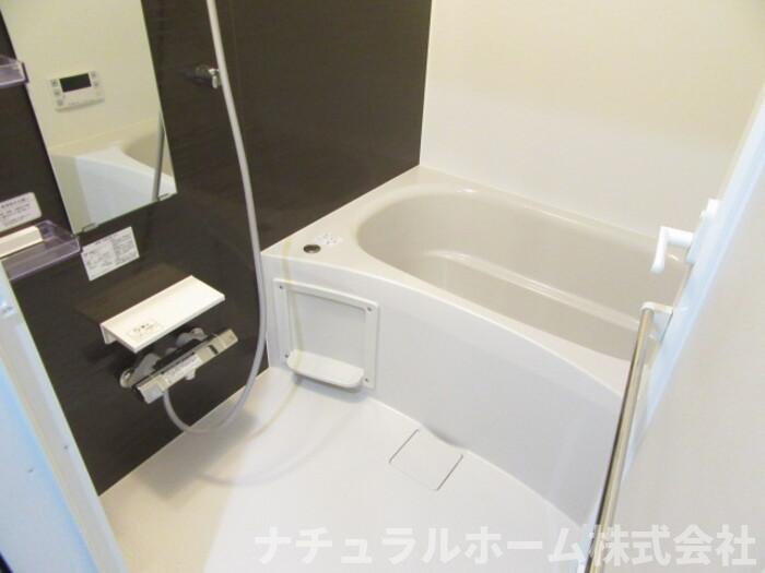 バス・シャワールーム　浴室