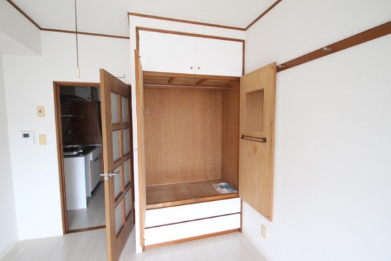 収納　※別部屋の写真です