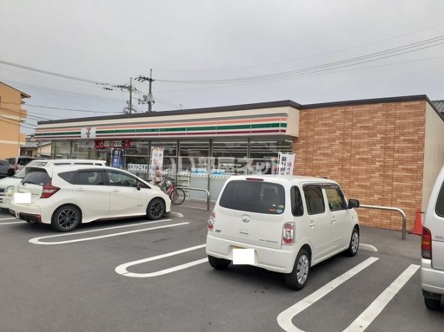 コンビニ　セブン-イレブン 岡山中央署前店（コンビニ）まで564m