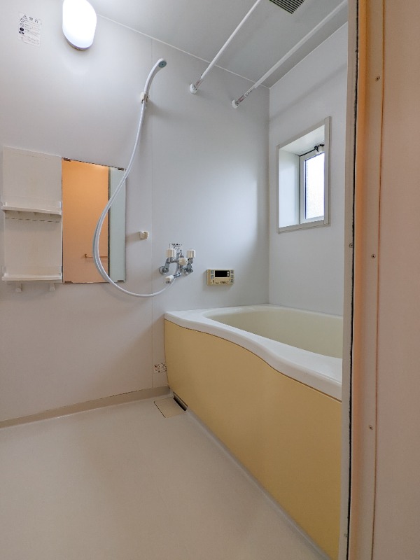 バス・シャワールーム　図面と現状に相違がある場合には現状を優先