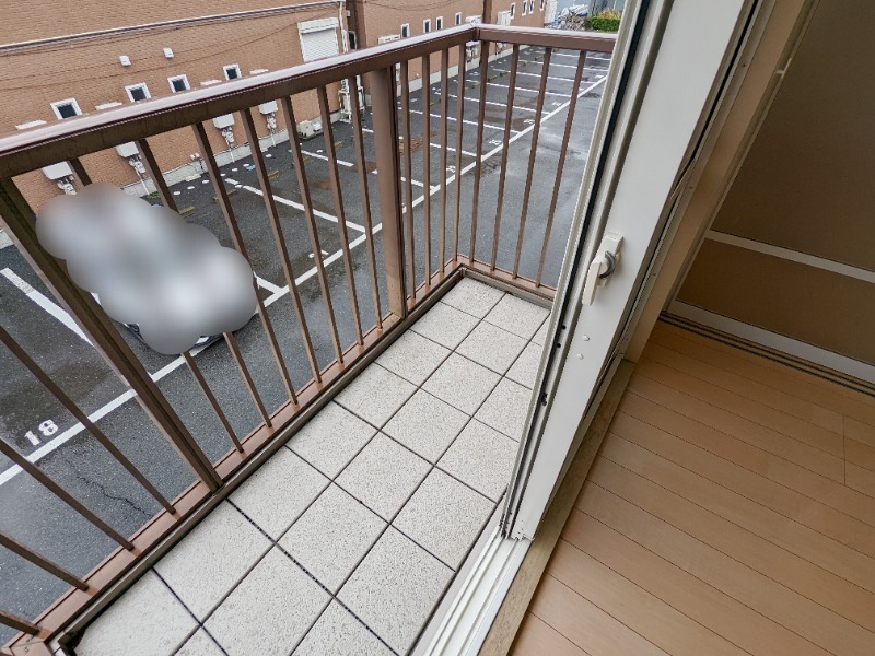 バルコニー　図面と現状に相違がある場合には現状を優先