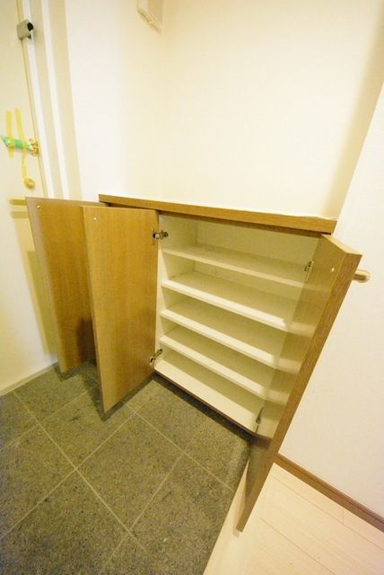 その他設備　♪鍵置場に程良い高さのシューズＢＯＸ♪