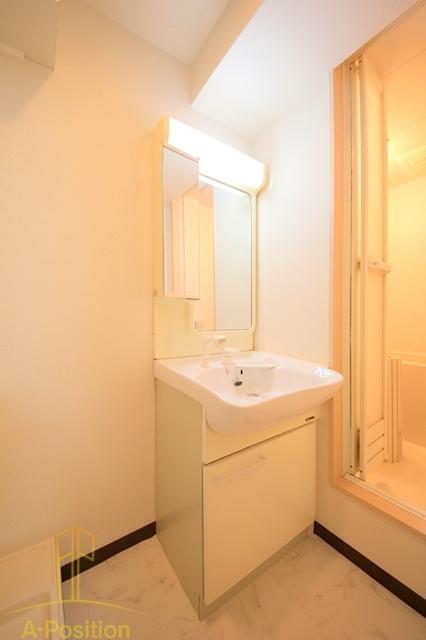 洗面設備　ジラソーレ本町通