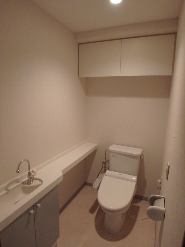 トイレ　トイレ