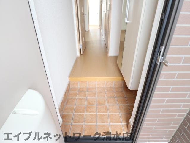 玄関　シンプルで使いやすい玄関です