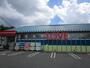 ドラックストア　くすりのラブ東川原店（ドラッグストア）まで949m
