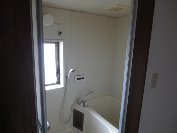 バス・シャワールーム　エアコン付き！