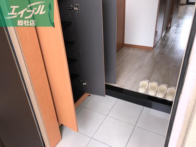 玄関　玄関
