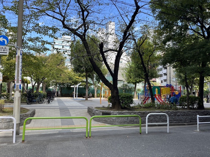 公園　物件（公園）まで400m