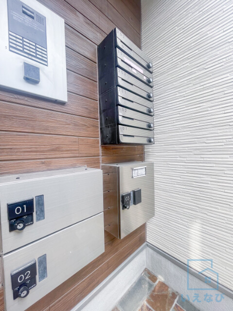 エントランス　メールボックス・宅配ボックス