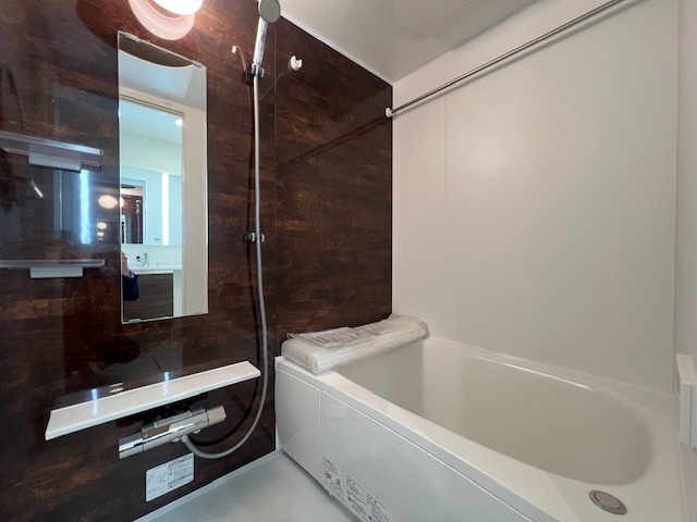 バス・シャワールーム　同施工会社新築参考画像