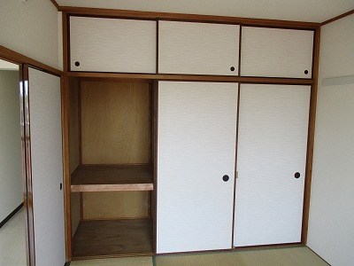 収納　別室参照