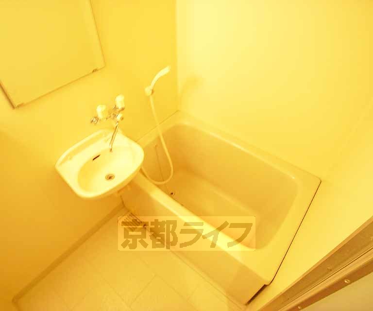 バス・シャワールーム　お風呂です。