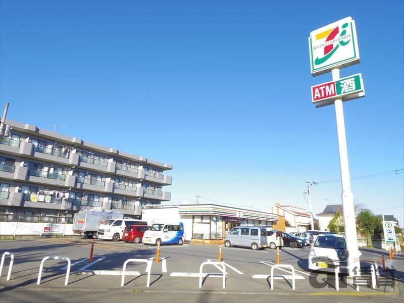コンビニ　セブンイレブン東所沢3丁目店（コンビニ）まで830m