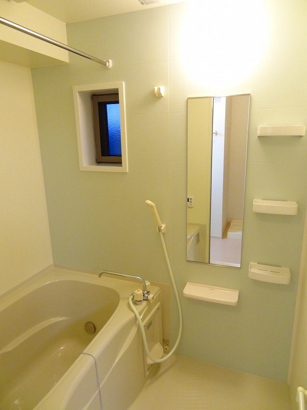 バス・シャワールーム　図面と現状に相違がある場合には現状を優先