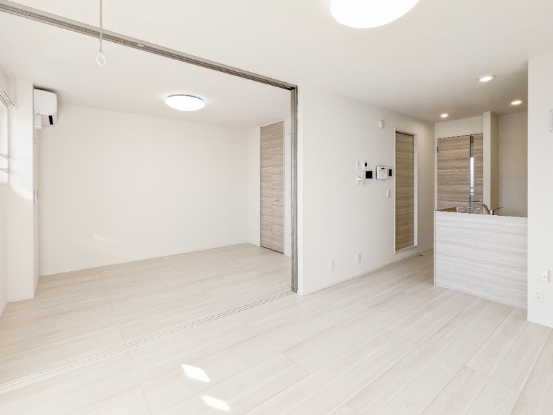 居室・リビング　図面と現状に相違がある場合には現状を優先