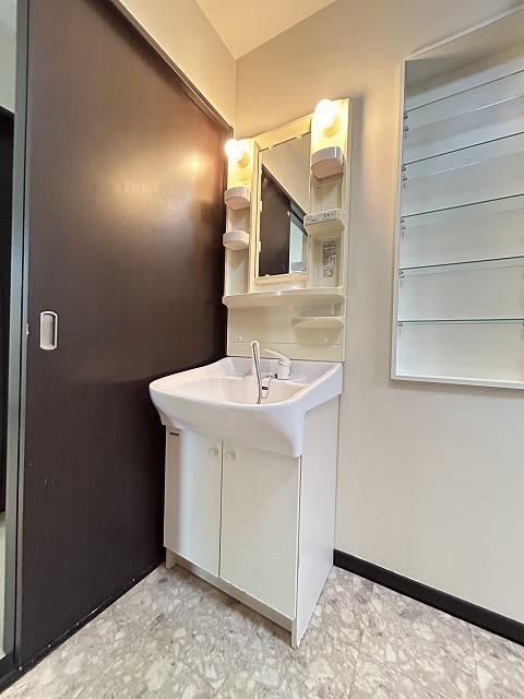 洗面設備　洗面・脱衣