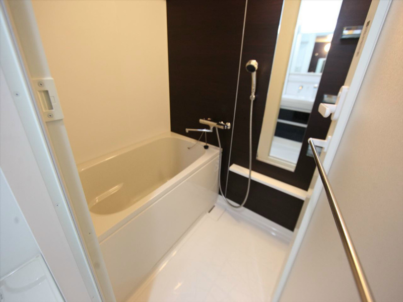 バス・シャワールーム　浴室暖房乾燥機　24時間換気　オートバスバスルーム