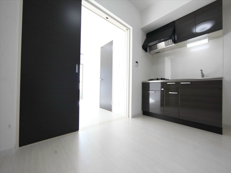 その他部屋・スペース　ＤＫ6.5帖　洋室8.6帖とつなげても仕切っても使えます