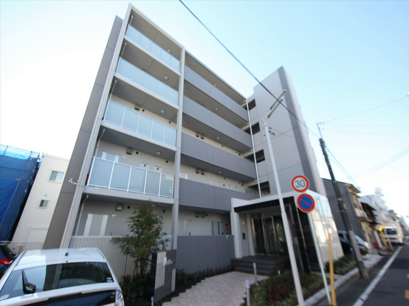 建物外観　外観　防犯カメラ　オートロック　光インターネット無料