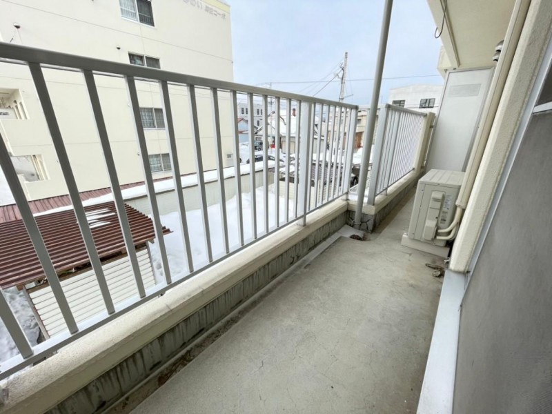 バルコニー　バルコニー