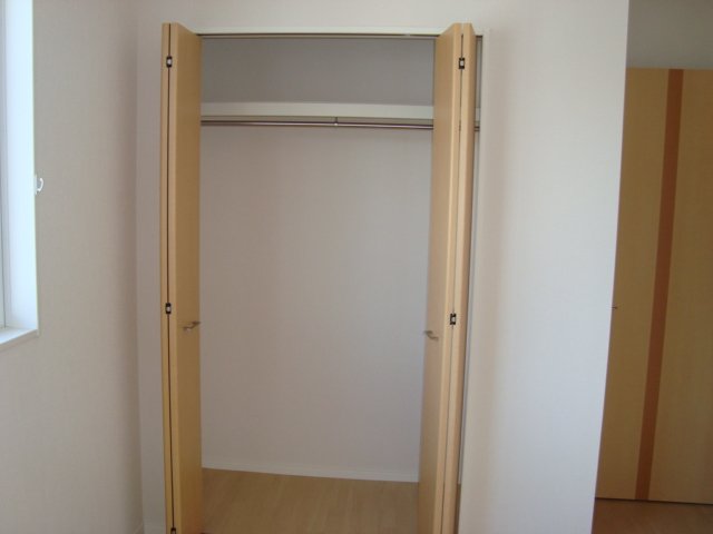 収納　洋室収納