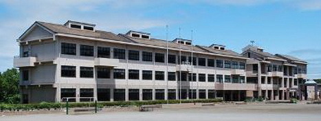 小学校　松木小学校（小学校）まで631m