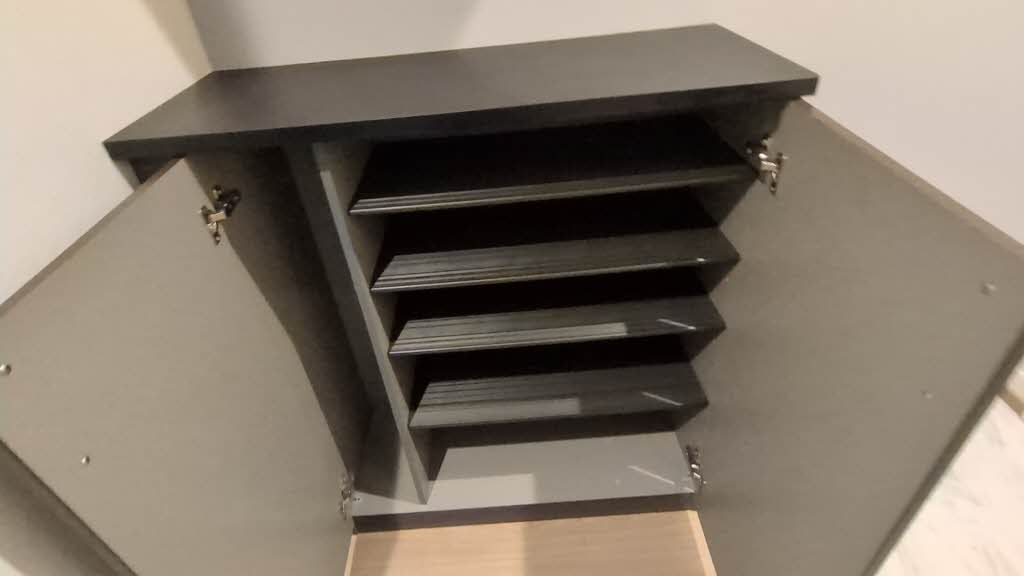 収納　シューズボックスです。