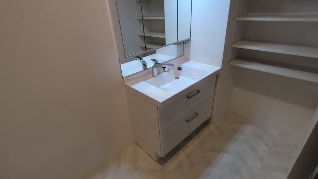 洗面設備　洗面台です。